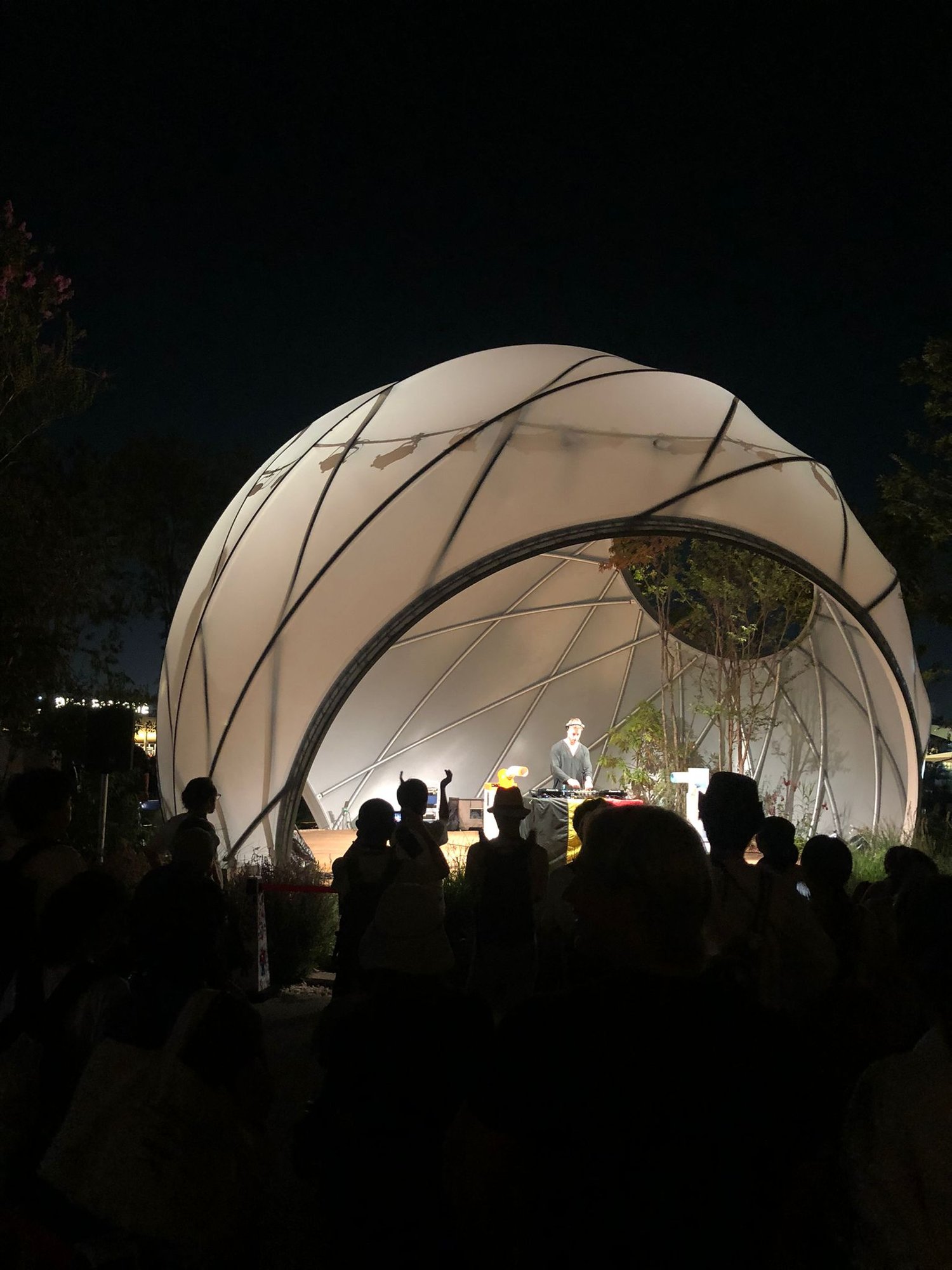 02dc2905-7396-4e99-96b1-32cdbc149a31-1