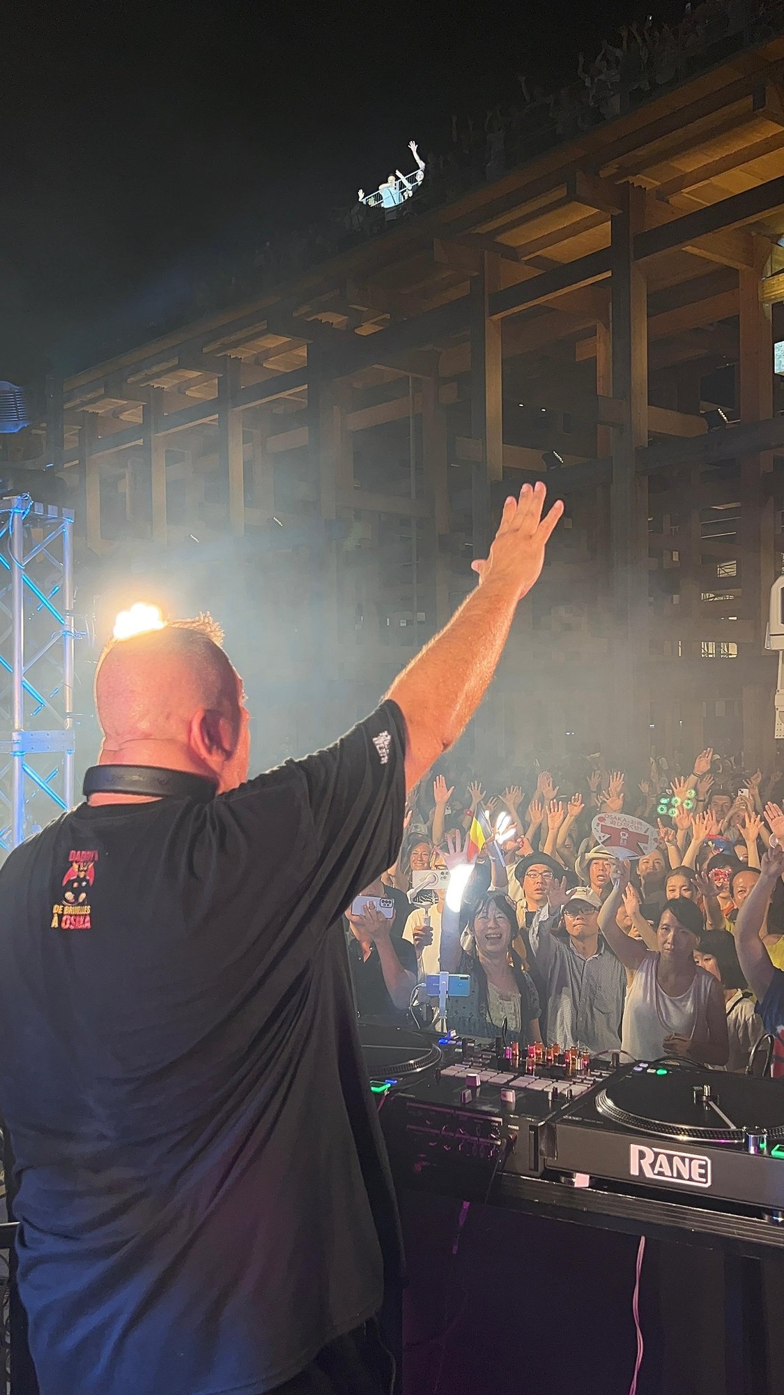 27525624-2a19-4784-8406-54228fa0fc2d