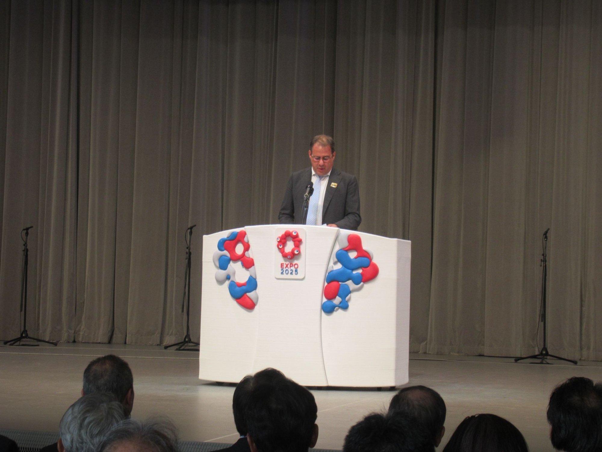 53d5212d-2b6b-4c8c-97ca-d173970ea19f