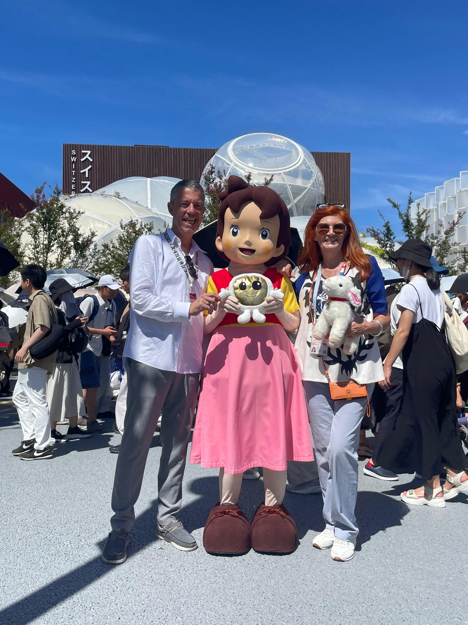 9a6f03fa-0585-46d7-895e-261251f730c1