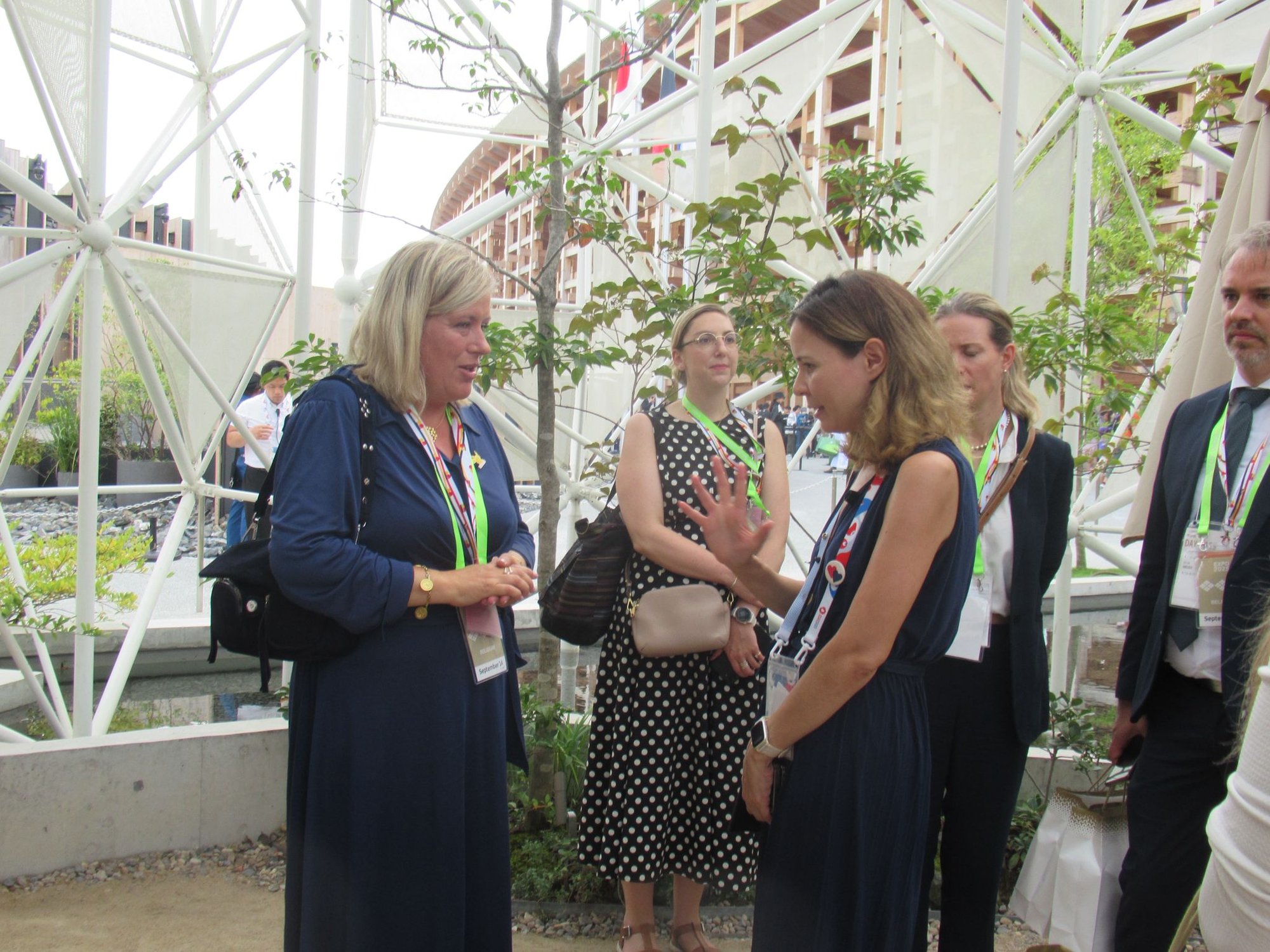 9b100b86-a87d-42ea-a1ec-2ab4f66e3ee7