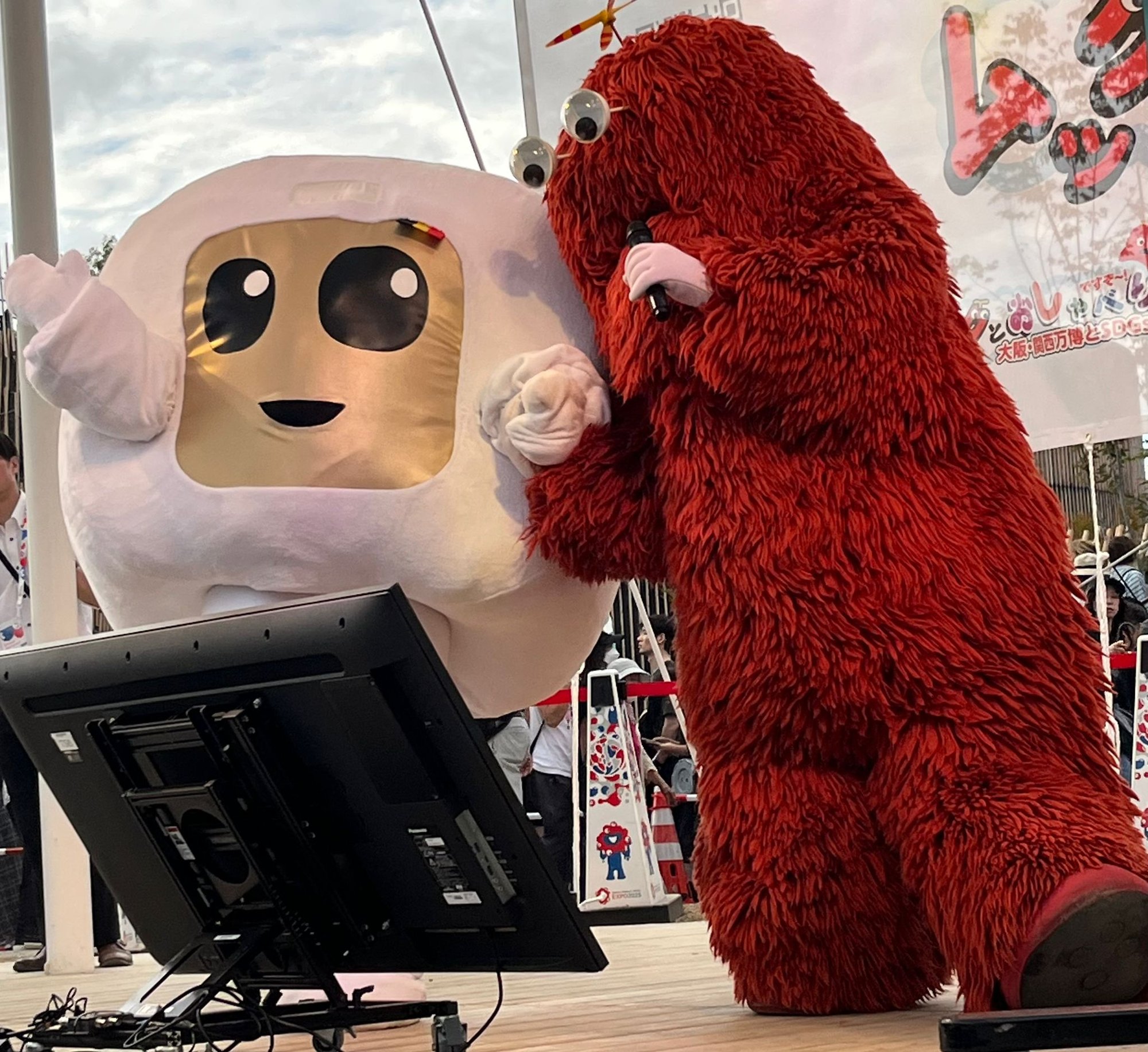 cfda40c0-66e2-425b-8f85-a735333a7b51