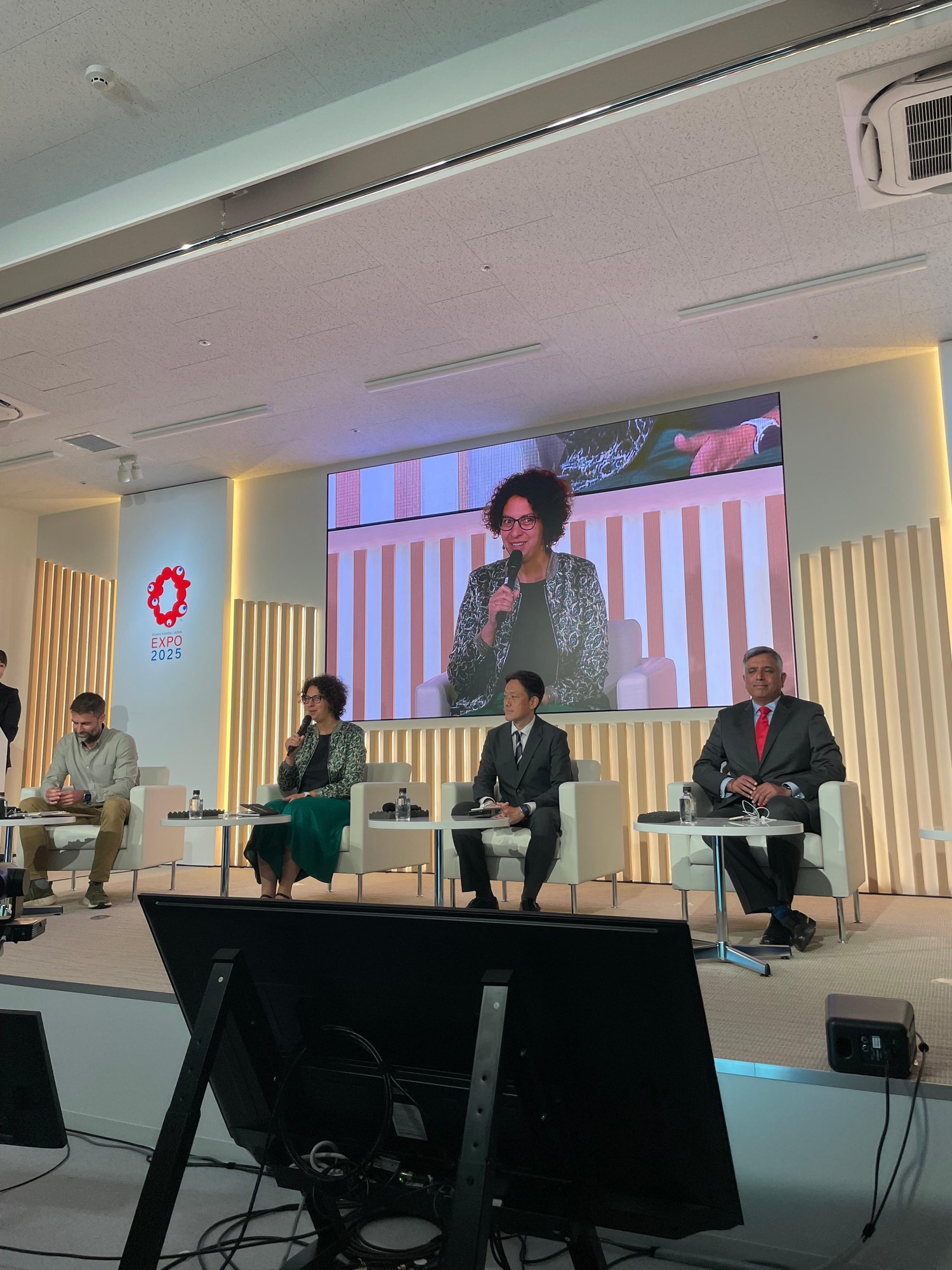 7da53b17-c89c-444e-8357-e04cd9f7c8af