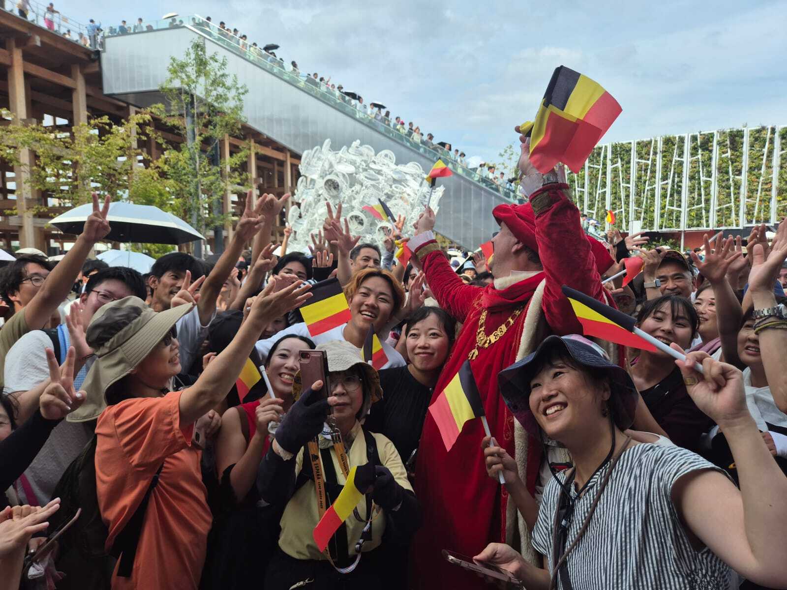 084f251c-478d-4a1b-9221-43c37e3ee55b