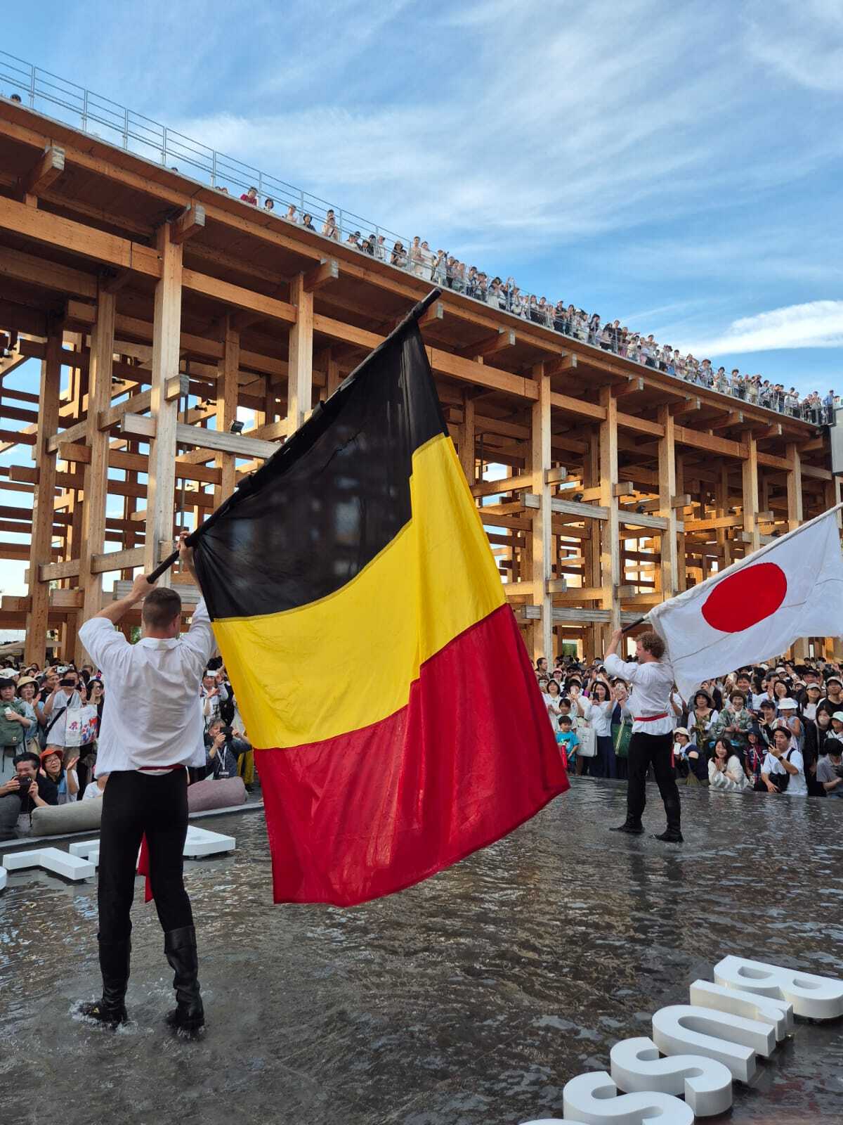 3a63bba5-beb2-471e-9824-c0ab9cd387a0-1