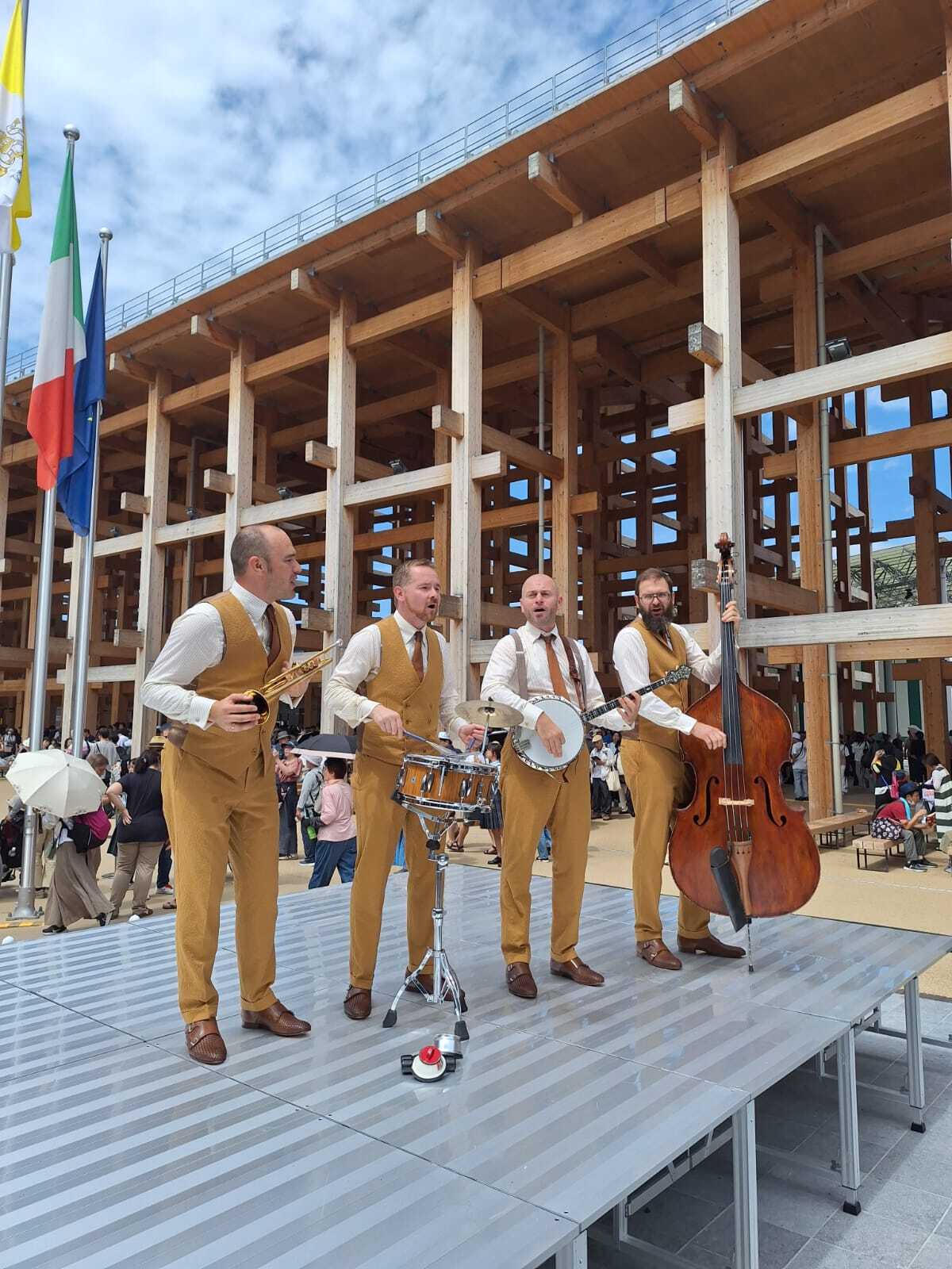 6b3a146c-eec7-4acb-8d7a-67ca3fd9f100