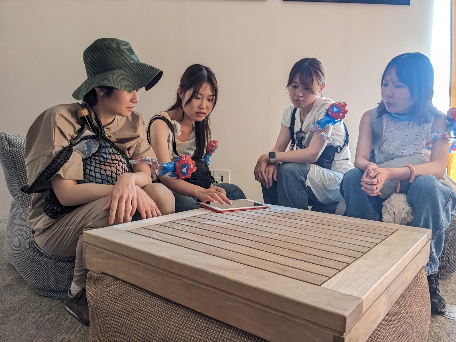 a32fb3a1-158d-4c44-bd85-14c6e2670640