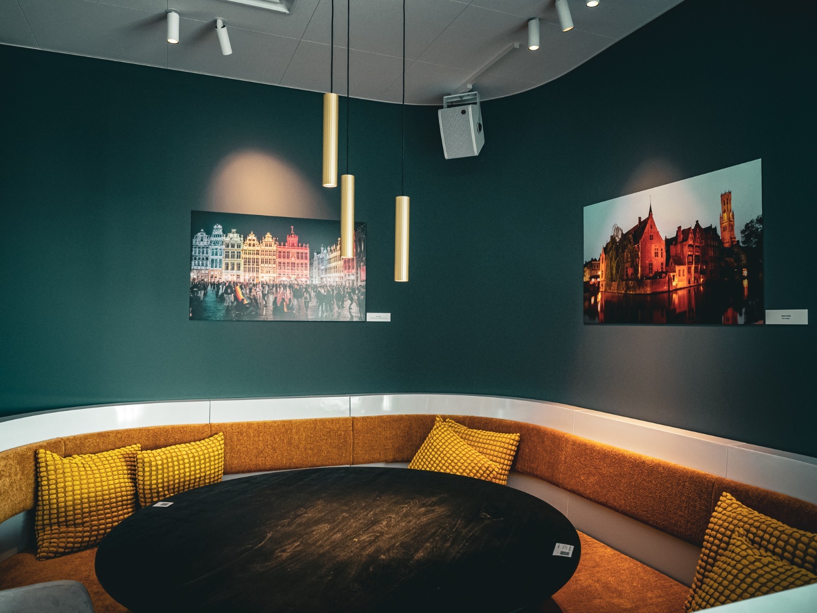 f3cac9db-2ee8-4e8d-b9ca-cf102a1e7f40