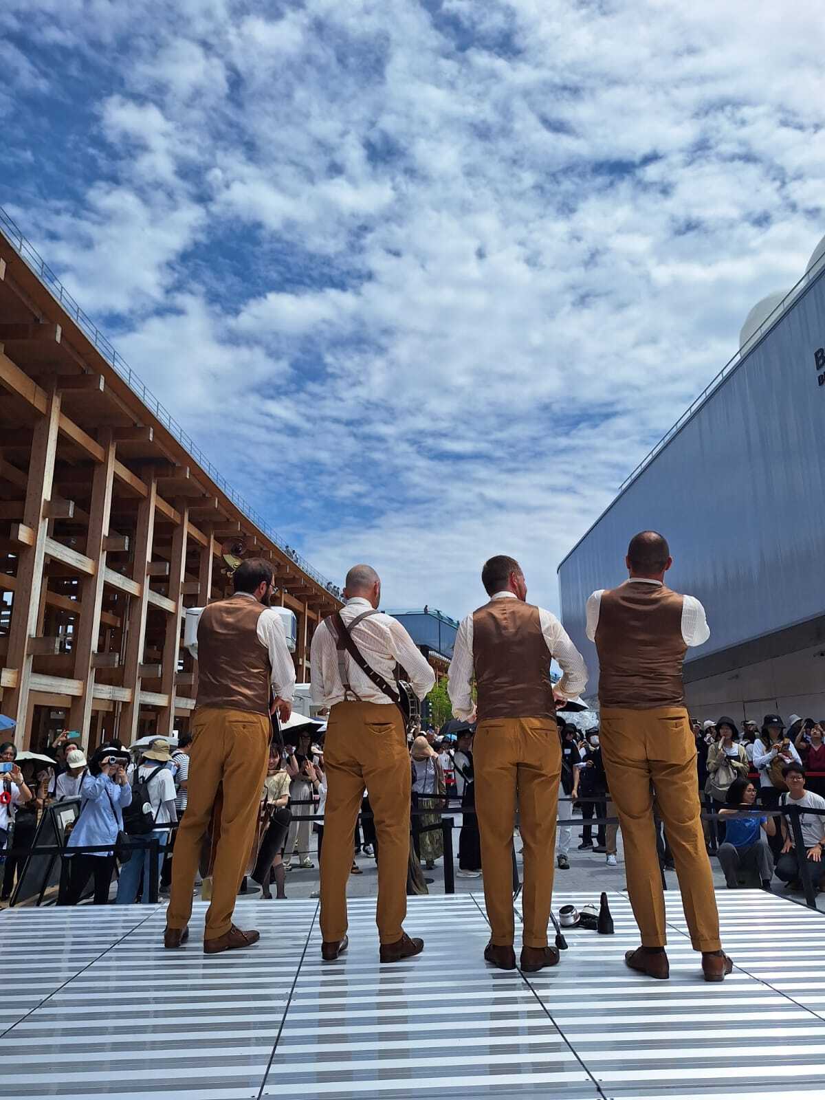 513b8449-5bfd-40ba-9d31-0bcf807c10e9