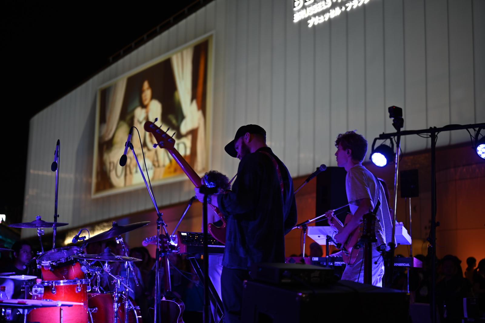 9ba171bc-0321-419a-a5b3-2782ab327b48